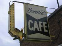 Bonnie's Café from front