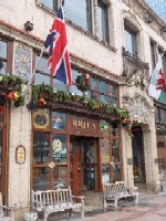 Brit's Pub from front