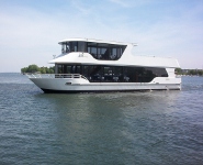 Paradise Charter Cruises of Minnetonka from front
