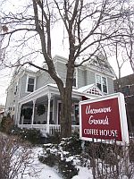 Uncommon Grounds Coffeehouse from front