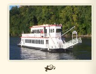 Minneapolis Queen Riverboat from front